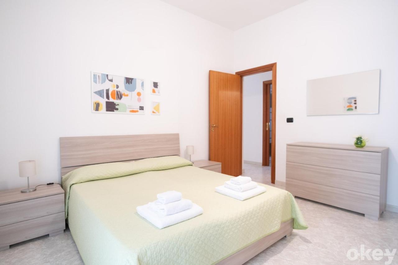 Cozy Apartments De Gasperi Бари Екстериор снимка